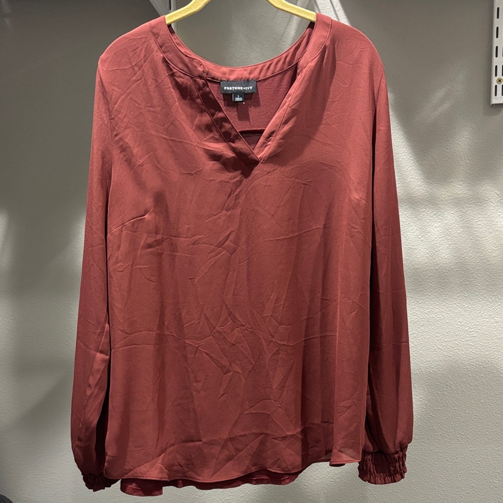 Elegant V-Neck Blouse in Rich Rust